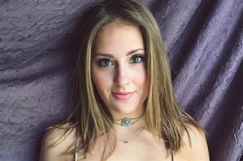 claire abbott nude|The Untold Truth Of Disappeared Instagram Star .